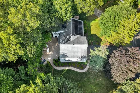 View/Area - 89 Rolling Ln, Needham, MA 02492 photo 2 of 3