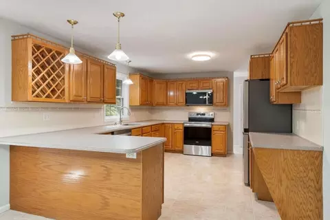 15 Marks Way, Maynard, MA 01754 photo 7