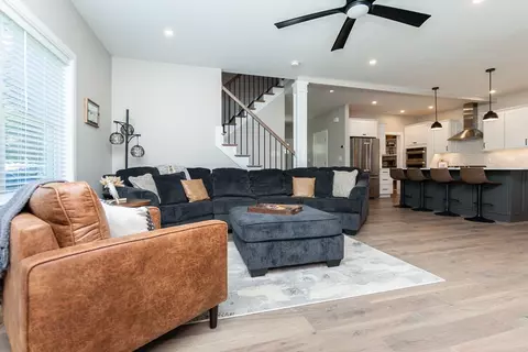 Living - 33 North St, Danvers, MA 01923 photo 2 of 2