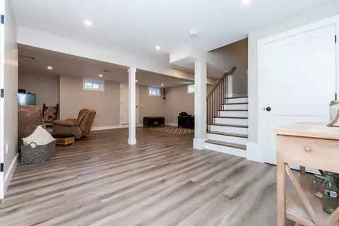 Entry Way - 33 North St, Danvers, MA 01923 photo 1 of 1