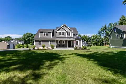Exterior - 33 North St, Danvers, MA 01923 photo 2 of 16