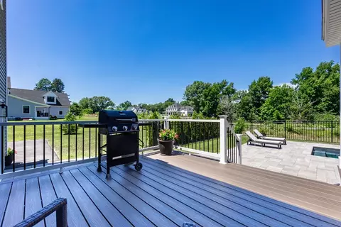 Exterior - 33 North St, Danvers, MA 01923 photo 9 of 16