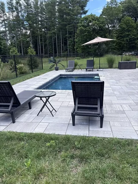 33 North St, Danvers, MA 01923 photo 6