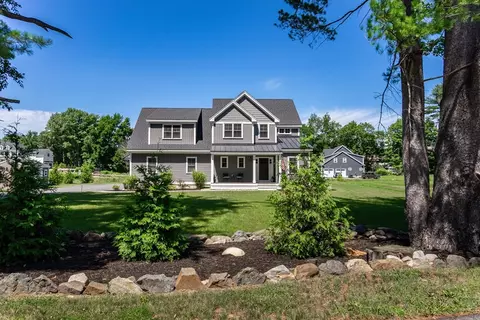 Exterior - 33 North St, Danvers, MA 01923 photo 7 of 16