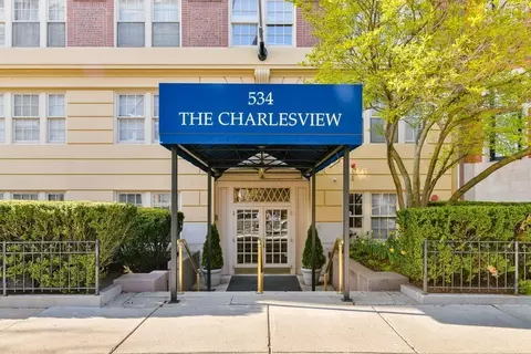 534 Beacon St #103, Boston, MA 02215