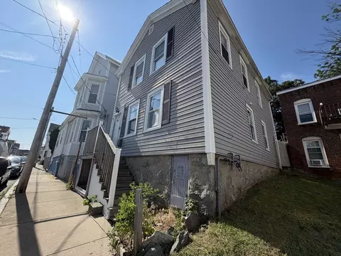 149 Franklin St, Fall River, MA 02720 photo 5