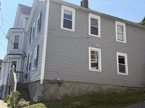 149 Franklin St, Fall River, MA 02720 photo 2
