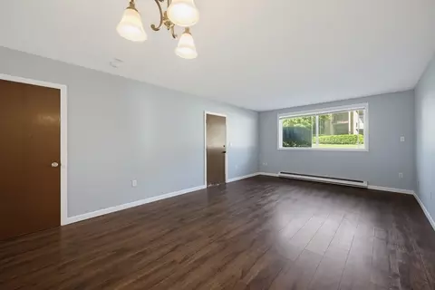 Living - 121 Bailey St #B11, Worcester, MA 01602 photo 4 of 6