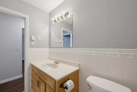 Bath - 121 Bailey St #B11, Worcester, MA 01602 photo 1 of 2