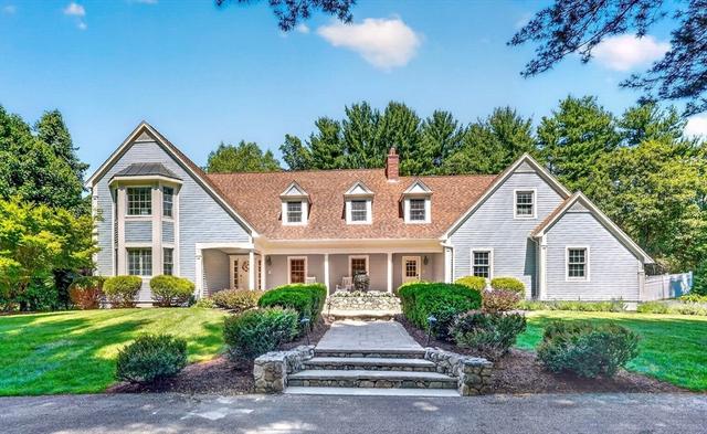 20 Winter St, Medfield, MA 02052