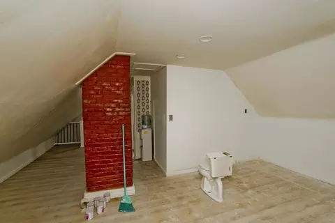 10 Monroe St, Springfield, MA 01109 photo 35