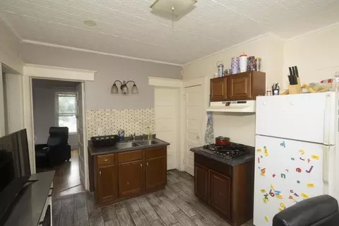 10 Monroe St, Springfield, MA 01109 photo 22
