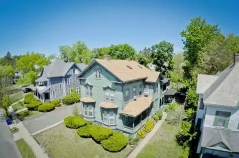 View/Area - 127-129 Thompson St, Springfield, MA 01109 photo 1 of 1