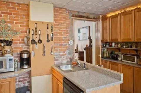 Kitchen - 127-129 Thompson St, Springfield, MA 01109 photo 6 of 6
