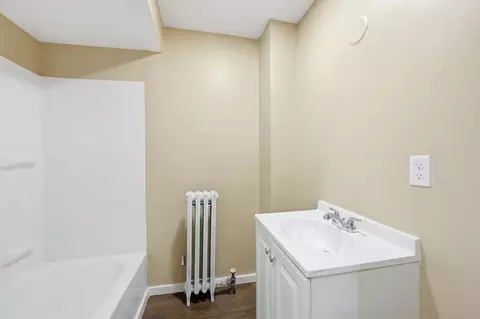 282 White St, Springfield, MA 01108 photo 17