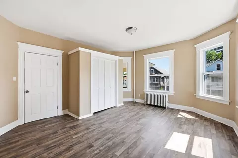 282 White St, Springfield, MA 01108 photo 28