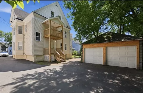282 White St, Springfield, MA 01108 photo 3