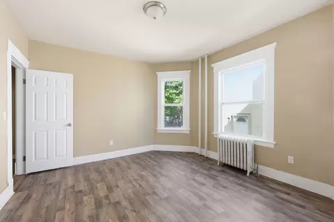 282 White St, Springfield, MA 01108 photo 16