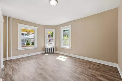 282 White St, Springfield, MA 01108 photo 13