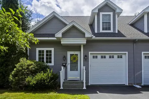 102 Lyman St #102, South Hadley, MA 01075