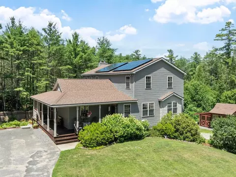 41 Penobscott Ave, Hubbardston, MA 01452