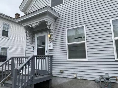 54 Pleasant St, Lowell, MA 01852
