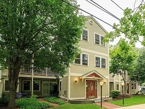 30 Cameron #7, Brookline, MA 02445