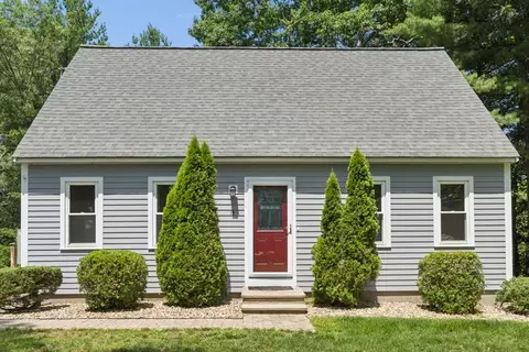 15 Pine Grove Rd, Westford, MA 01886