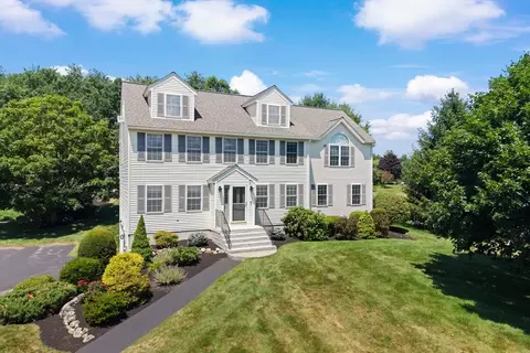 1 Daisy Ln, Tyngsborough, MA 01879