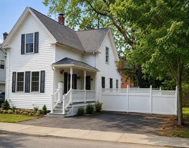 12 Garfield St, Marlborough, MA 01752