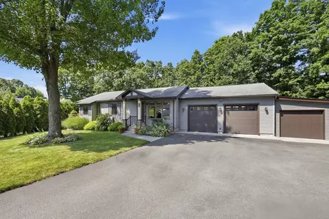 9 Keith Cir, Ludlow, MA 01056 photo 4