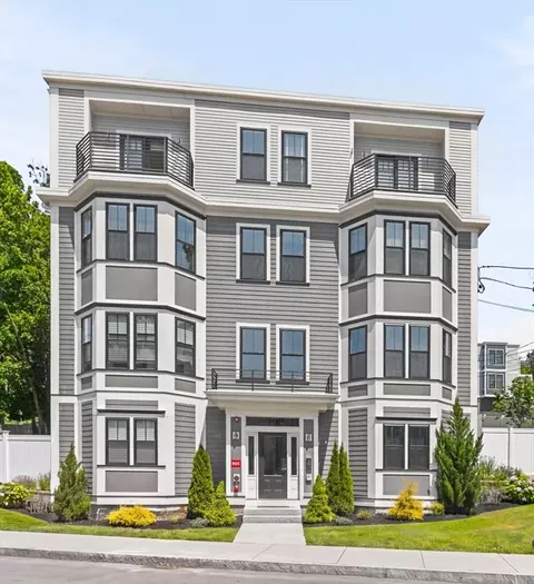 251 Minot St #3, Boston, MA 02124