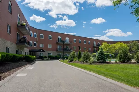 44 Loomis St #308A, Malden, MA 02148