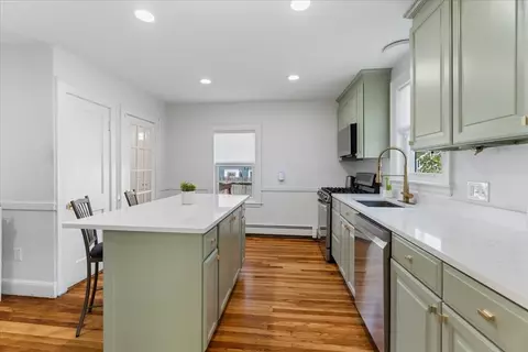 56 Congress Pl, Dedham, MA 02026 photo 13