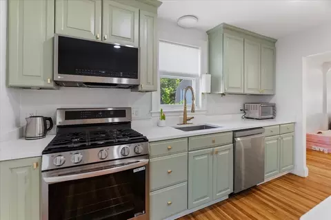 56 Congress Pl, Dedham, MA 02026 photo 14