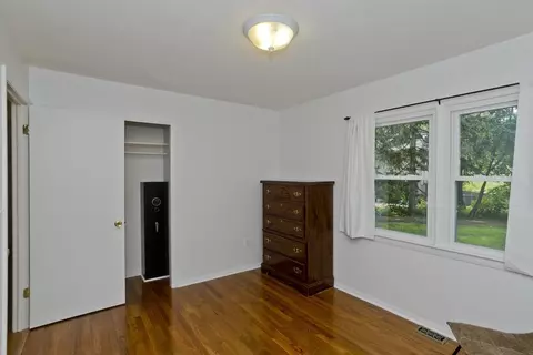 Bedroom - 271 Brookwood Dr, Longmeadow, MA 01106 photo 3 of 3