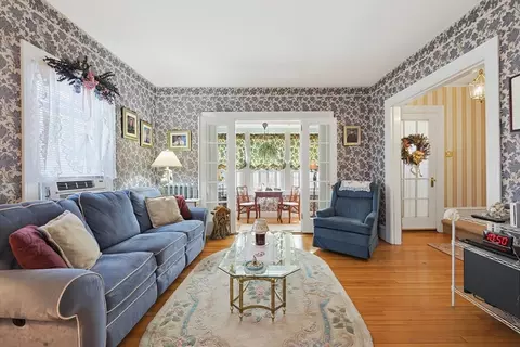 Living - 618 Robeson St, Fall River, MA 02720 photo 2 of 3