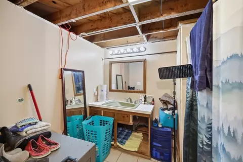 Bath - 143 River Rd, Middlefield, MA 01243 photo 6 of 6