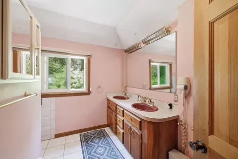Bath - 143 River Rd, Middlefield, MA 01243 photo 3 of 6