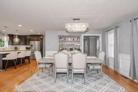 Dining - 61 Saddle Rd, Dracut, MA 01826 photo 1 of 2