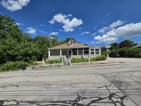 411 High St, Webster, MA 01570 photo 3