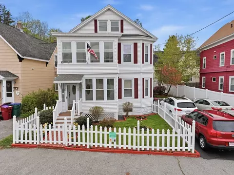 38 Third Ave, Lowell, MA 01854