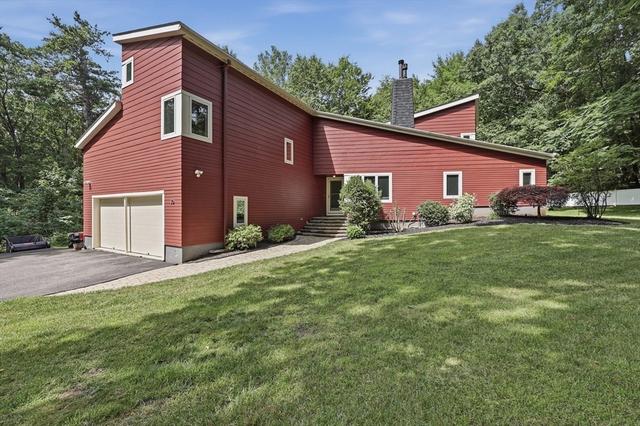 30 Saint Martin St, Fitchburg, MA 01420