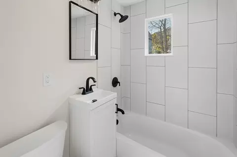 25 Johnson St, Worcester, MA 01604 photo 18
