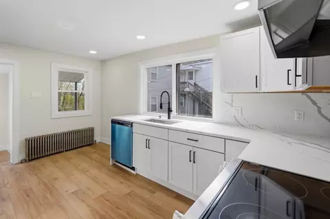 25 Johnson St, Worcester, MA 01604 photo 20