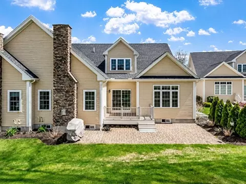 77 Fairway View Dr #77, Sutton, MA 01590 photo 3
