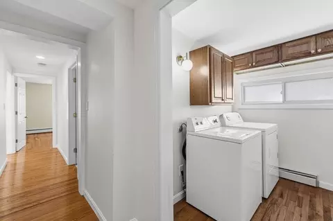 Entry Way - 66 Middle Rd, Acushnet, MA 02743 photo 2 of 5
