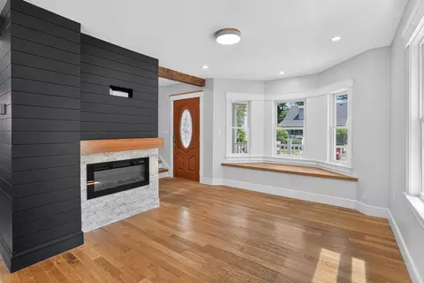 Living - 3 Crane St, Danvers, MA 01923 photo 1 of 2
