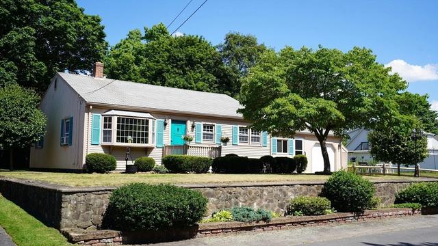 15 Phillips St, North Attleboro, MA 02760