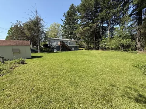 23 Crescent St, Ware, MA 01082 photo 8